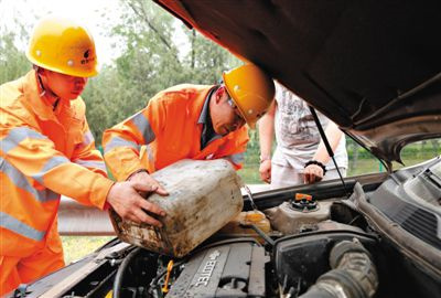 黔东南剑阁道路救援