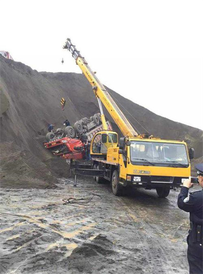 黔东南上犹道路救援